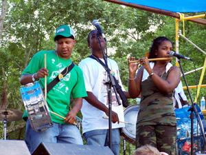 Sharde Thomas and the Rising Star Fife and Drum Band
